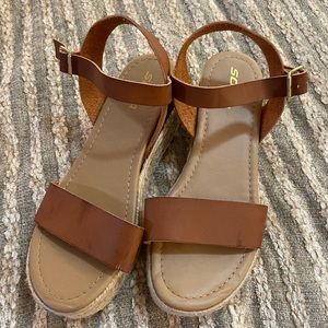 Soda Brown Platform Sandal